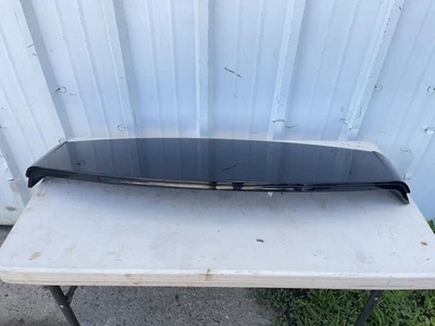 Range Rover Discovery Sport 2015-2019 alerón trasero negro arañazos 57189 Foto 1 de 4