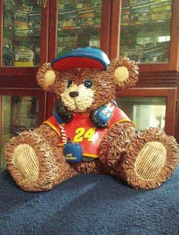 Jeff Gordon #24 NASCAR Hard Resin Brown Bear Collectible (Boyds?) Cover