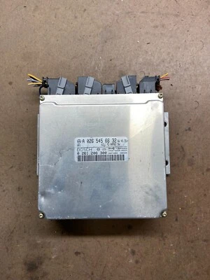 1998 2000 Mercedes Benz ML320 Engine Computer Ecu Ecm M3380 DG - Image 1 of 4