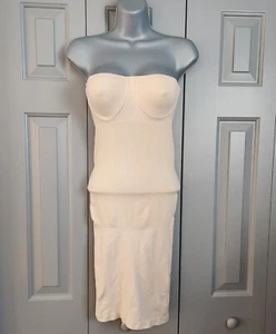 VICTORIA's SECRET Sz M Strapless Step-In Slip Built-In Underwire Bra Shapewear - Picture 1 of 11