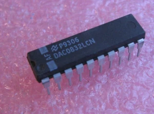 DAC0832LCN National Semiconductor DAC Digital Analog Wandler IC - NOS Menge 1 - Bild 1 von 1
