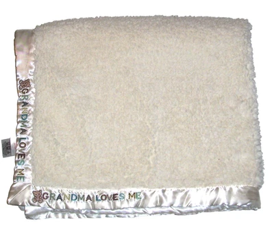 Bean Sprout Grandma Loves Me Baby Manta Crema Sherpa Oso de Peluche Satinado Lovey Foto 1 de 3