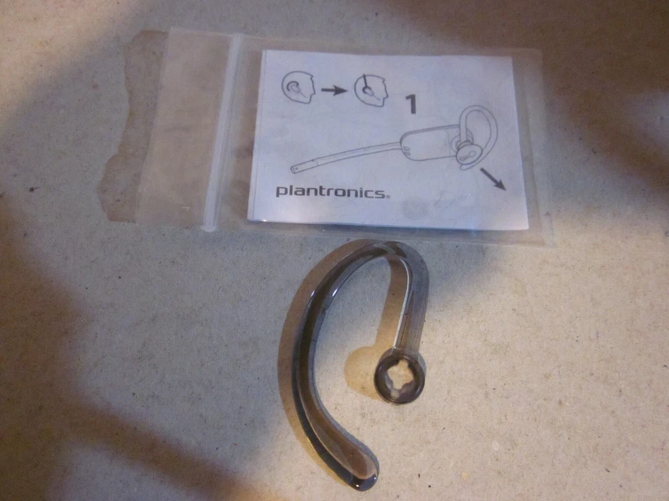 1 x New Plantronics Fit Kit Hooks, Small,  S - Image 1 of 1