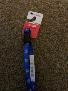 NEW WITH TAGS!! Pet Wear Medium Blue Dog Collar Neck Size 8"-14" Width 3/8" Dog - Picture 1 of 5