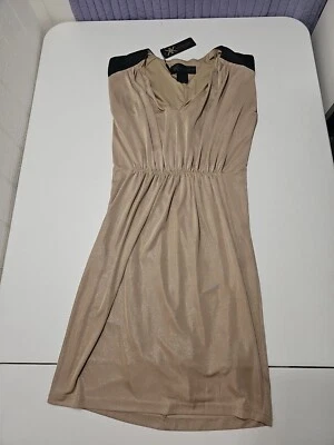 Vestido Kim Kardashian Sin Mangas Frente Torcido Metálico Talla Pequeña #63 Foto 1 de 4