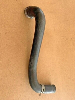 1998-2007 TOYOTA LAND CRUISER RADIATOR LOWER HOSE OEM - Image 1 of 4