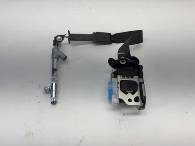 Tesla Model X 2018 cinturón de seguridad delantero izquierdo con pretensor 1036732-05-E Foto 1 de 4