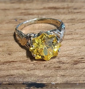 Anello marca UTC argento sterling 925 giallo brillante taglio stella zirconi 9,75 mm - Foto 1 di 11