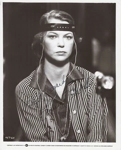 Louise fletcher ""uno volò sul nido del cuculo"" foto autografa originale - Foto 1 di 2