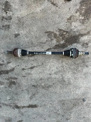 Eje trasero izquierdo Audi Q7 2007-2015 OEM 7L8501201B Foto 1 de 4