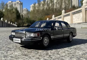 1/18 Lincoln Town Car 1990 Second Generation Diecast Model Toy Cars Gifts Black - Foto 1 di 16
