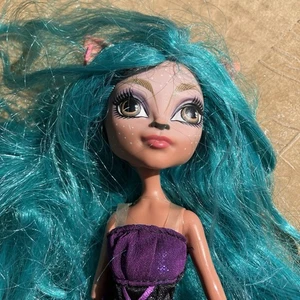 Monster High Barns Boo Studenten ISI Tänzerin kurzer schwarz lila Rock 11 Zoll Puppe - Bild 1 von 13