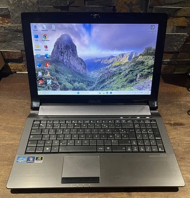 Ordinateur Portable ASUS N53S - 15.6" Intel i7 SSD 250Go 8Go W11 Batterie NEUVE - Photo 1/4