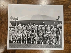 1974 University of Nevada Basketball Team Foto Original 8x10 - Bild 1 von 2