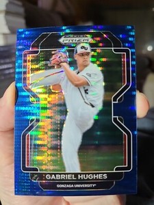 22 prizm blue pulsar gabriel hughes #5/9 PLUS Big Man On Campus Holo Card