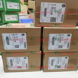 NUOVO sigillato A-B 22B-D010N104/A PowerFlex 40 unità AC 4,0 kW/5 HP/7,02 FW - Foto 1 di 5