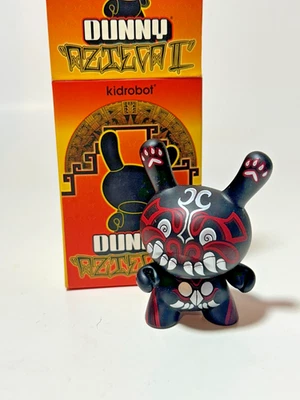 KIDROBOT DUNNY 2011 RED DEMON 1/200 JESSE HERNANDEZ AZTECA 2 SIN TARJETA JUGUETE ARTÍSTICO Foto 1 de 3