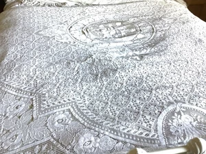 Vintage Ivory White Lace Bedspread Throw 220x186cms+ Fringe use either way - Picture 1 of 22