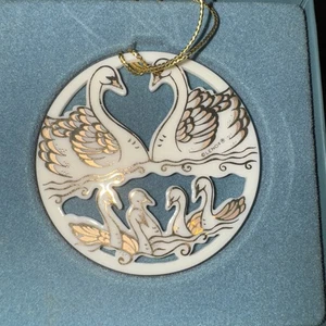 Lenox 7 Swans Swimming 12 Days Of Christmas Ornament - Picture 1 of 3