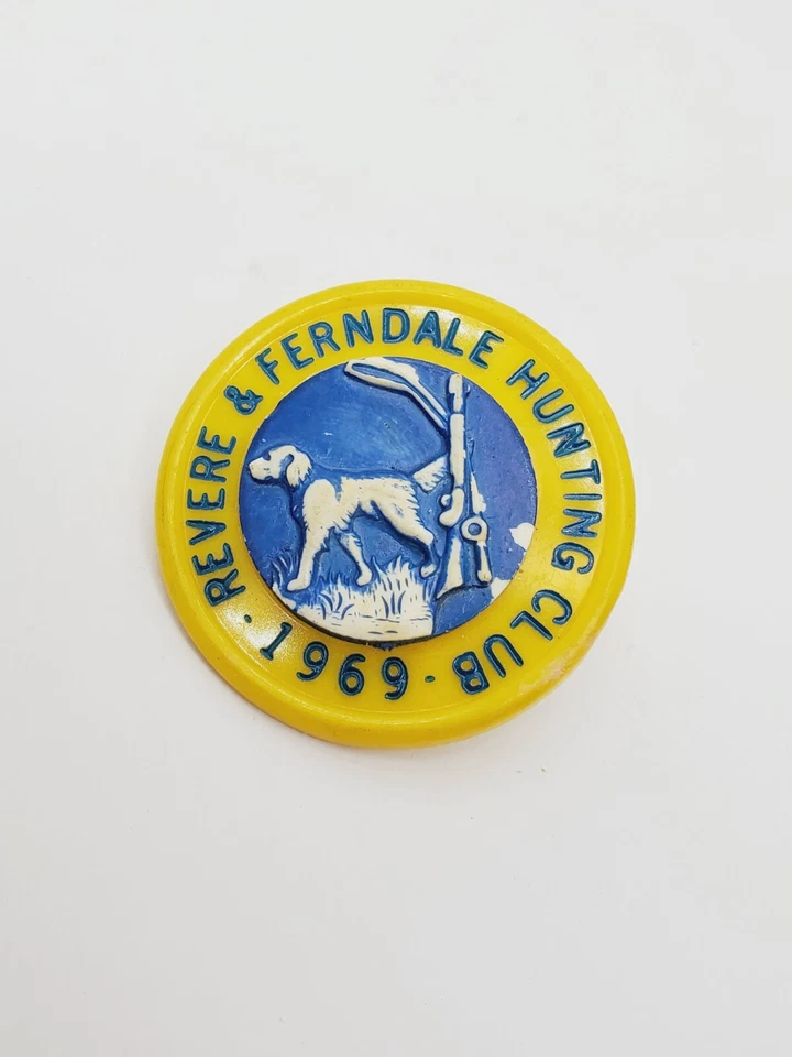 Vintage 1969 REVERE & FERNDALE NY Hunting Club Pin (91) - Image 1 of 3
