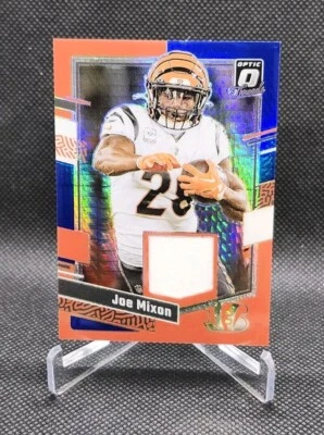 7340C Joe Mixon 2023 Donruss Optic Donruss Threads Blue Hyper Prizm #DT-JM Patch - Image 1 of 2