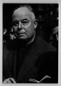 Jean Renoir Portrait Postcard - Photo by Marcel Thomas - Picture 1 of 2
