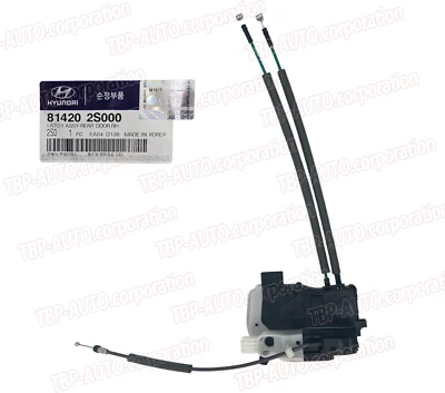 GENUINE ® Rear Door Lock Actuator RIGHR For 2010-2017 HYUNDAI TUCSON 814202S000 - Image 1 of 2