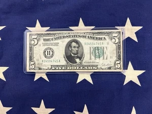 1928 A $5 Federal Reserve Note Dallas - Picture 1 of 2