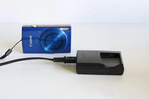 Canon IXUS 180 Digitalkamera X 10 WiFi blau Ladegerät Akku 32gb Karte - Bild 1 von 14