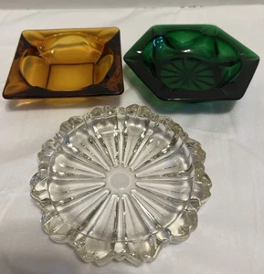 3 Vintage Aschenbecher klar, grün, gelb, Glas verschiedene Stile Mid Century - Bild 1 von 7