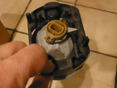 11-13 FARO ANTINIEBLA DELANTERO DERECHO O IZQUIERDO DODGE DURANGO USADO MOPAR GENUINO Foto 1 de 4