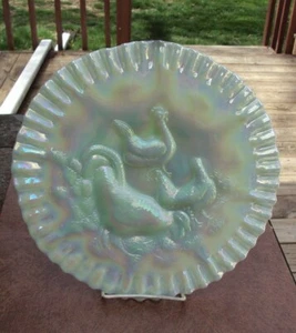 Fenton EXHAUSTED ROOSTER Green Opalescent Farmyard Chop Plate Singleton Bailey - Picture 1 of 5