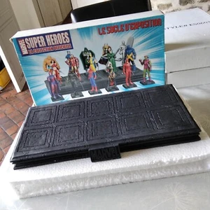 socle exposition Eaglemoss MARVEL SUPER HEROES 2006 - avec boite décor - Imagen 1 de 3