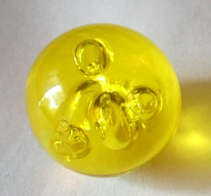 Vintage Clear Yellow Hard Round Ball with Bubbles Inside - Picture 1 of 3