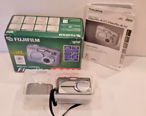 Fotocamera digitale Fujifilm FinePix A205 2MP Digicam - testata e funzionante - Foto 1 di 8