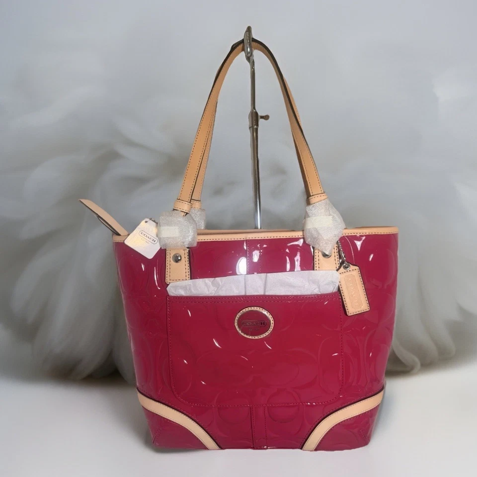 COACH F22322 PEYTON Patent Leather Embossed Green Medium Purse/Hand Bag