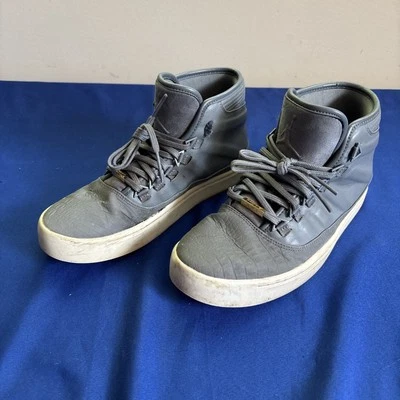 NIKE JORDAN WESTBROOK O GRIS/BLANCO TALLA 7.5 Artículo # 768934-002 Foto 1 de 4