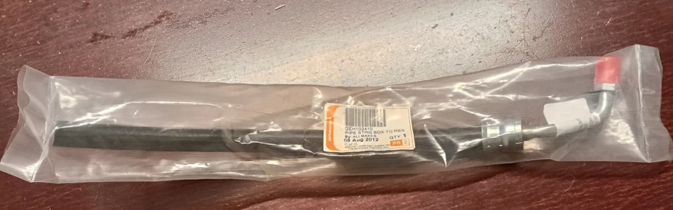 QEH102410 Land Rover Discovery 1 Pipe assembly-steering box to reservoir LHD - Image 1 of 1