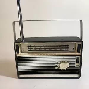 Radio HITACHI 3 Bandas Estado Sólido 8 Transistores WH-837 De Colección Japón - Imagen 1 de 24