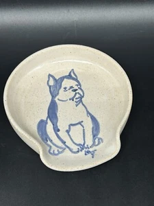 Backwoods NC Pottery Spoon Rest Sitting Bulldog Blue & Cream 4.75” 1989 R.Auman - Picture 1 of 6