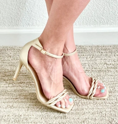 Women's 8.5 (US) Soft Gold Vegan Coated Leather Square Toe Stilleto Sandal Heels - Изображение 1 из 4