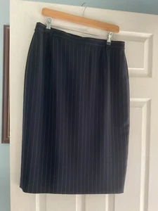 Gerry Weber Navy Wool Feel Pinstripe Midi Skirt - Size 16 - Picture 1 of 3