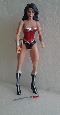 Figura de acción 2013 DC Comics Unlimited Wonder Woman 52 con espada Foto 1 de 2