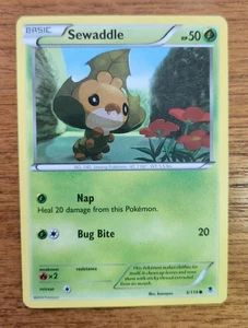Carta Pokemon Sewaddle, Set Forze Fantasma 5/119 - Foto 1 di 2