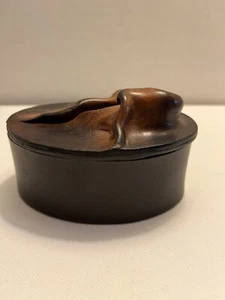 Leder Schmuckschatulle gemarkt MZ rund Handarbeit in Polen Skulptur - Bild 1 von 6