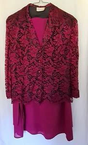 Ladies BURGUNDY BLACK Floral SUIT 3/4 Sleeve Size 18 Top - Size 20 Skirt to suit - Picture 1 of 5