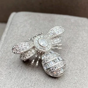 2,20 kt Rundschliff Moissanit Honigbiene Charm Brosche Anstecknadel 14 K Weißgold plattiert - Bild 1 von 10