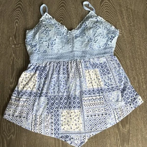 Blue Floral No Boundaries Junior Crochet Hanky Hem Babydoll Top | Size L (11-13) - Picture 1 of 5