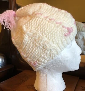 Never Worn-Vintage Hand Knit Girls Hat in Winter White/Pink W/Accent Embroidery - Picture 1 of 4