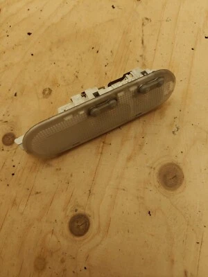 2001-2014 VAUXHALL VIVARO RENAULT TRAFIC ROOF INTERIOR LIGHT 8200439423 - Image 1 of 4